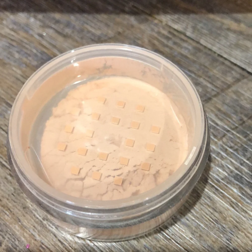 Estée Lauder Demi Matte Loose Powder Mini Medium .10 oz NEW Travel Sz